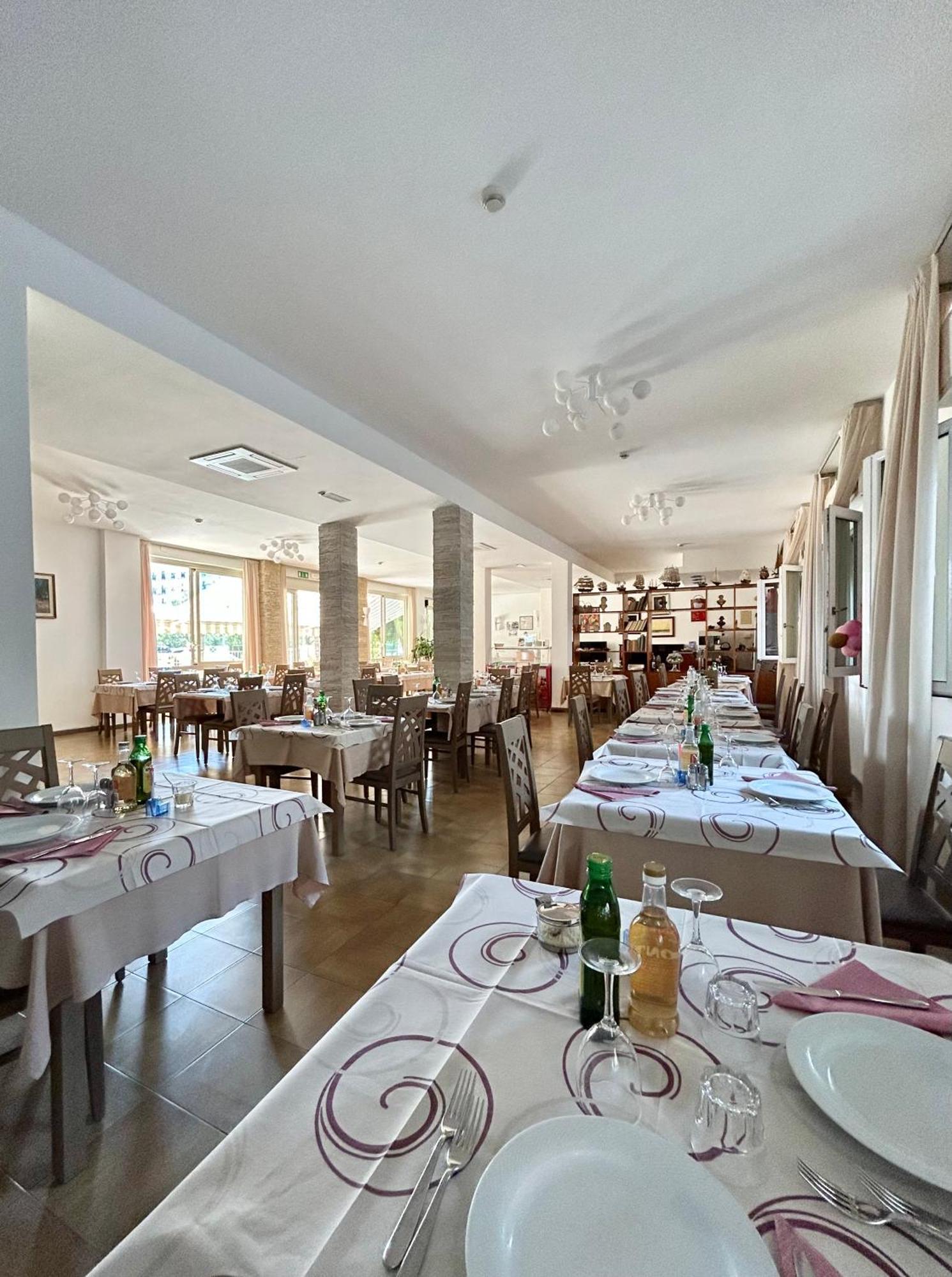 Hotel Brigantino Мілано-Маріттіма Екстер'єр фото
